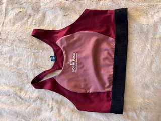 Top The North Face Talla L