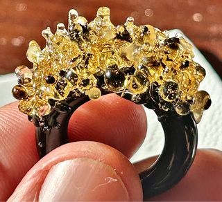 Anillo vidrio exclusivo y único