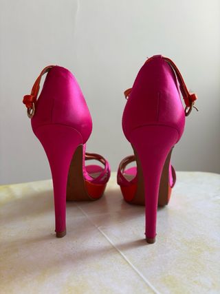 Sandalias Stradivarius Talla 37 Satinadas y bolso