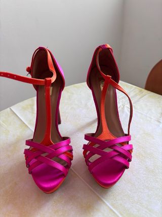 Sandalias Stradivarius Talla 37 Satinadas y bolso