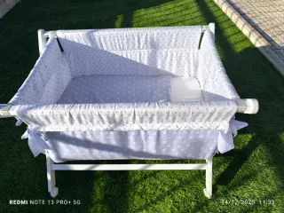 Minicuna plegable con ruedas