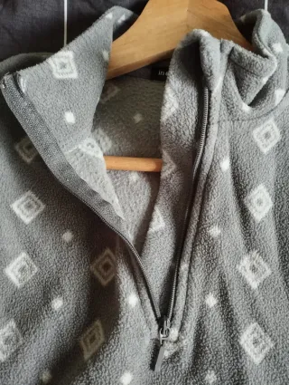 Polar mujer gris estampado rombos