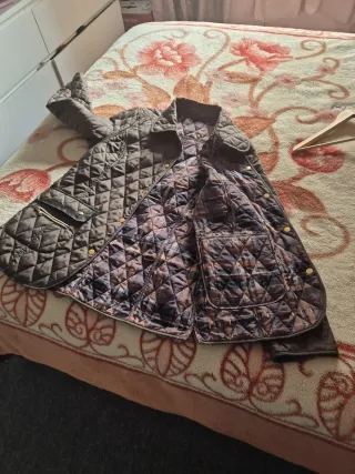 Chaqueta acolchada mujer marrón