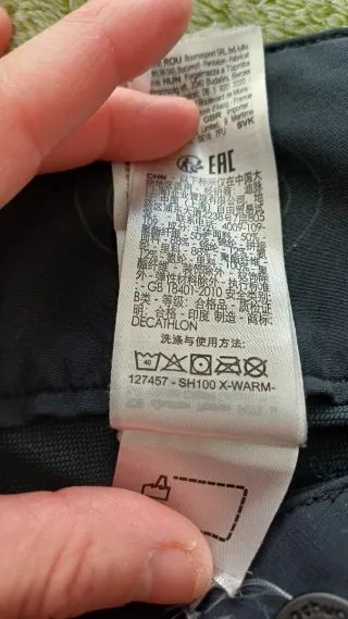 Pantaloncini da montagna per bambini e adolescenti Quechua