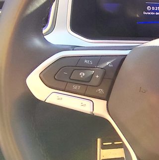 VOLKSWAGEN T-ROC MÁS 1.0 TSI 115cv 2025 29.000km