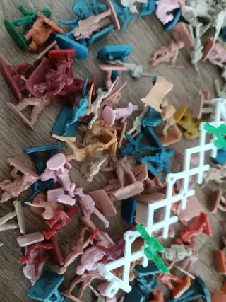 Grande lotto di Montaplex - circa 500 pezzi