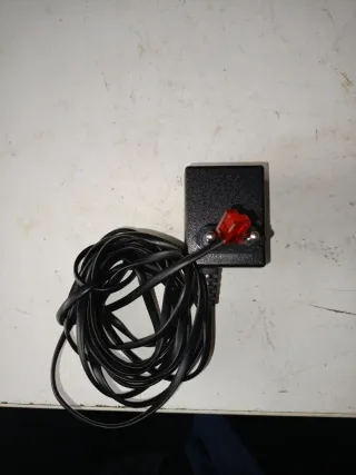 Cargador 9V 300mA terminal Teléfono