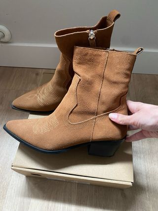 Botines Sfera Marrones Talla 39