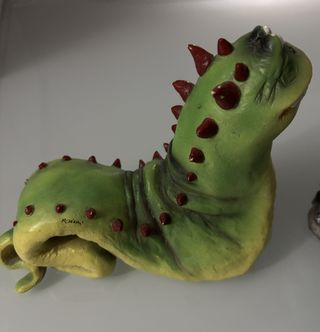 Creature fantastiche in resina