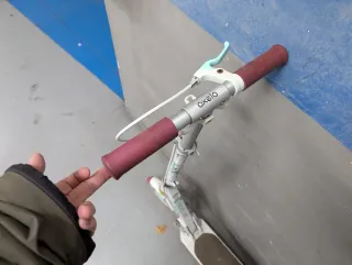 Patinete infantil blanco y rosa