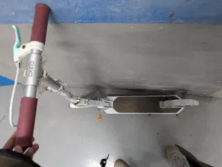 Patinete infantil blanco y rosa