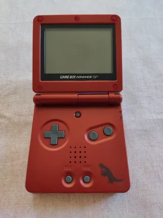 Game Boy Advance SP shell Groudon + Pokémon Rubino
