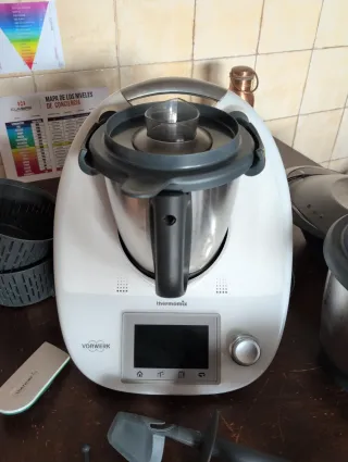 Thermomix TM5 con 2 vasos, Cook-Key y accesorios
