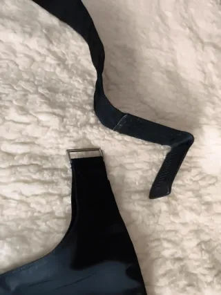 Bolso de viaje Prada negro original.