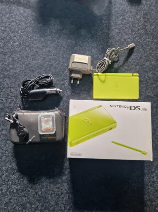 Nintendo DS Lite Moddata 137 giochi