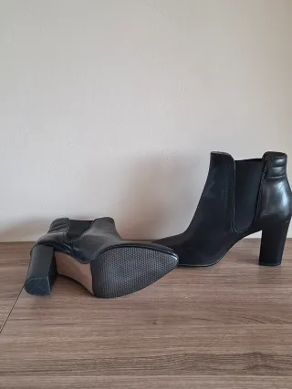 Botines de Piel Negros para Mujer