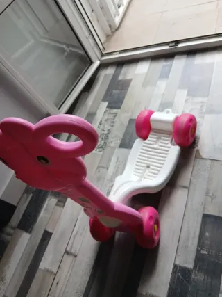 Patinete infantil rosa 3 ruedas