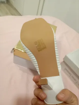 Sandalias blancas talla 40