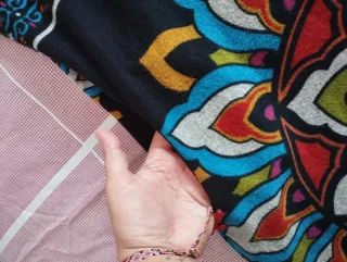 Vestido con mandala multicolor