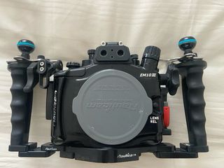 Caja estanca Nauticam EM10III + Cámara Olympus OM-