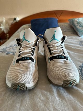 Jordan 2X3 Blue Fury Tenis