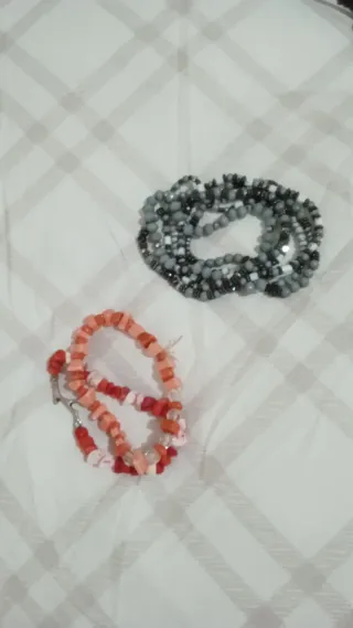 Lote Bisutería Multicolor y Plateada