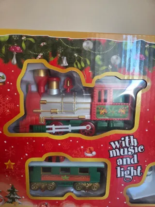 Treno di Natale con musica e luci