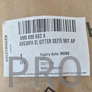 REJILLA PARACHOQUES DERECHA AUDI Q7 NUEVO