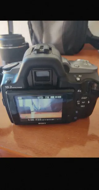Cámara Sony Alpha 330 reflex como nueva
