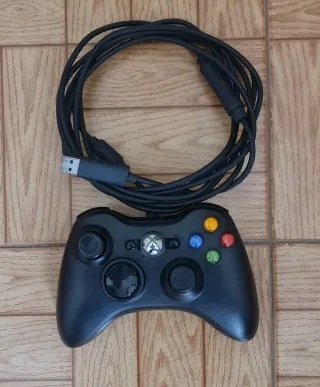 2 Mandos Xbox 360 + Cable