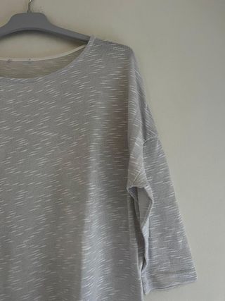 Bershka Blusa 2 en 1 Capas | Gris/Blanco Oversize
