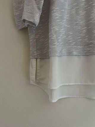 Bershka Blusa 2 en 1 Capas | Gris/Blanco Oversize