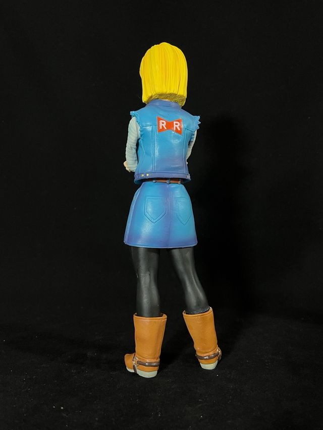 Figura C18 23cm Dragon Ball