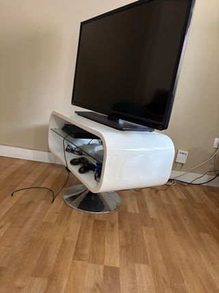 Mesa de TV moderna medidas 80x40x50