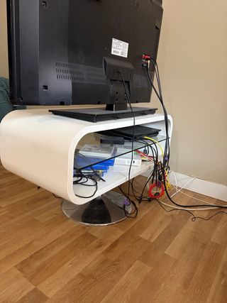 Mesa de TV moderna medidas 80x40x50