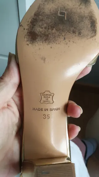 Sandalias piel doradas Latouche