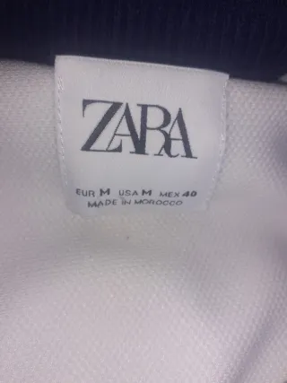 Camiseta Zara Estampado Barroco Dorado