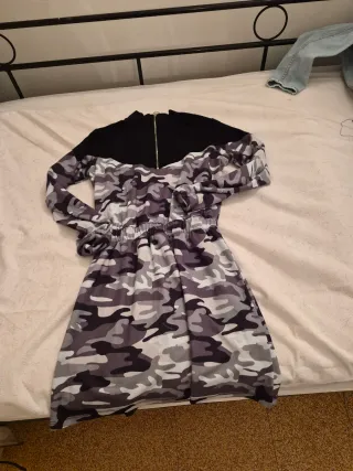Vestido camuflaje con cremallera