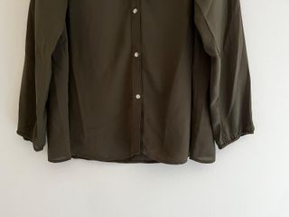 ZARA Blusa Fluida Verde Oliva Oversize |