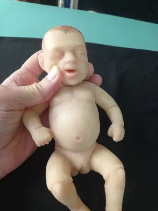 Bebé de silicona realista