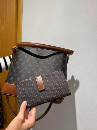 BOLSO BUCKET TAMAÑO PEQUEÑO Y BILLETERA MANGO