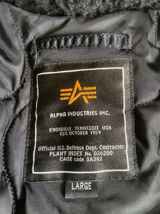 Chaqueta Alpha Industries Negra, Capucha Talla L