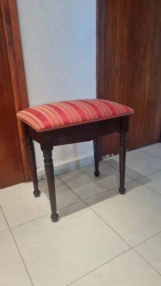 Banqueta Descalzador Madera Caoba Vintage
