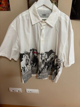 Camisa Zara Blanca Estrellas Negras