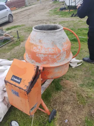 Hormigonera Obeteck 140