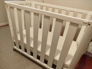 Minicuna Doco cotinfant blanca con ruedas 50x90.