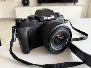 Cámara fujifilm xt-200 + accesorios