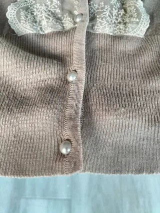 Chaqueta bdba beige con encaje