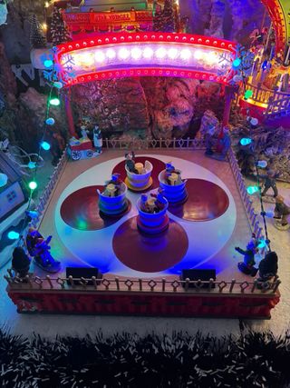 Escena Pueblo Navideño Tazas Encantadas