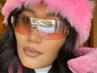 Borsa sorpresa con abbigliamento e accessori vari - Taglie XS S